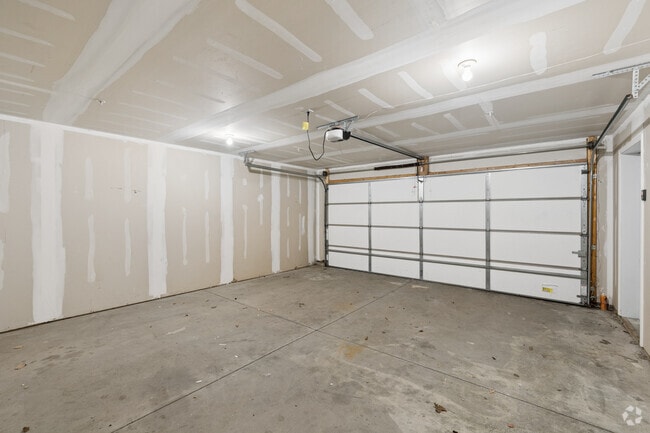 The Buckingham 3BR, 2BA - 1,571SF - Garage