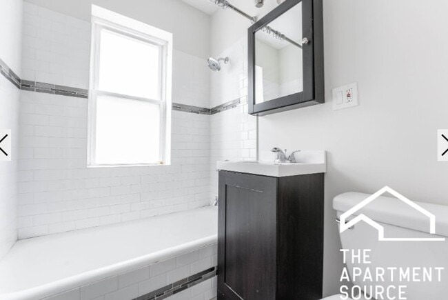 Photo - 2129 N Dayton St Unit 1