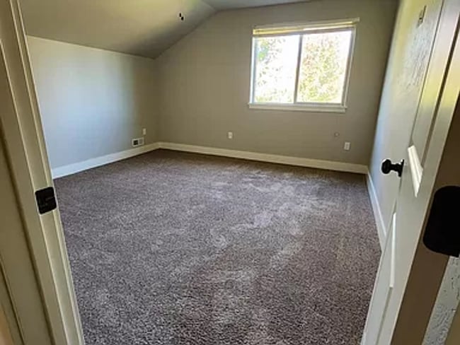 Photo - Beautiful 3 bed 3 bath home available in C...