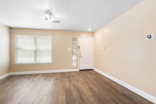 Photo - 4 Bedroom 2 1/2 bath Springtree Ranch Subdivision