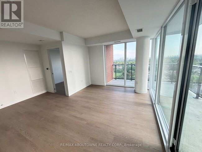 Photo - 4010 Eglinton Ave W Unit 1215