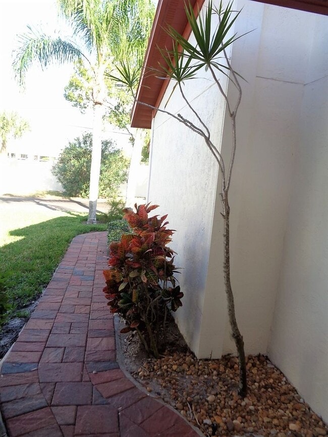 753 SORRENTO Inlt
