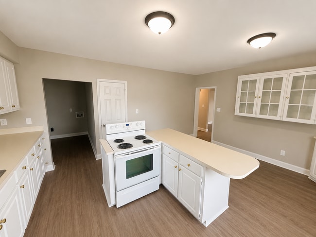 Photo - Three bedroom, 2.5 bath house in Graham