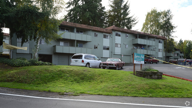 Cypress Crest Apartments - Cypress Crest Apartments