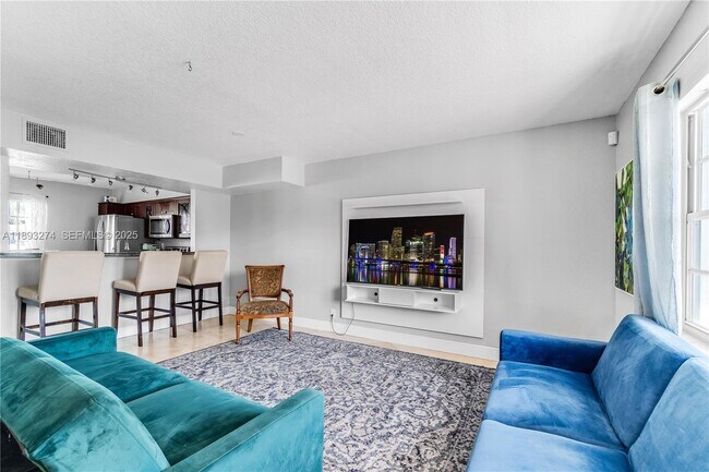 Photo - 349 Virginia St