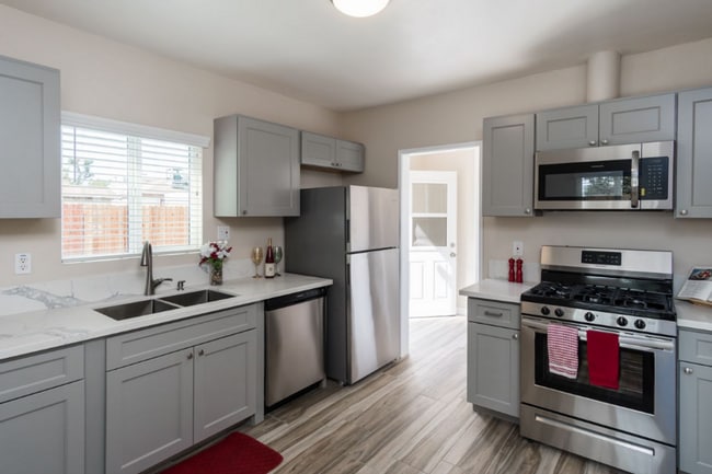 Photo - Completely renovated 1 bed, 1 bath house with yard