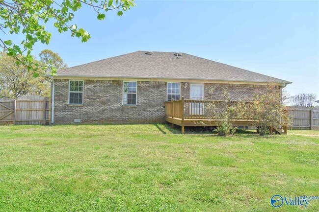 Photo - 18201 Menefee Rd