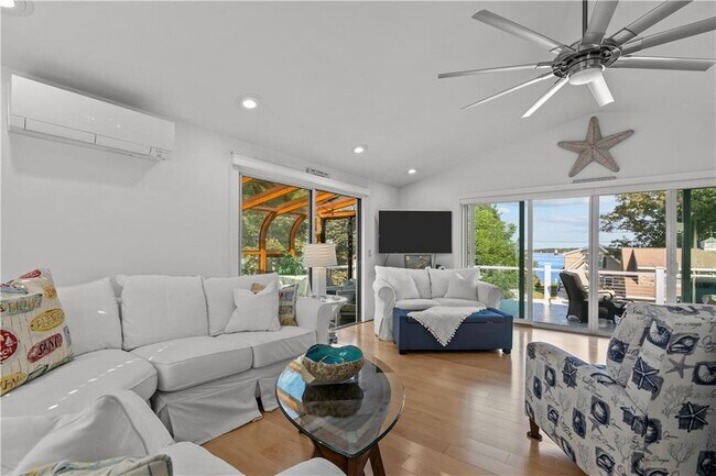 48 Therien Rd