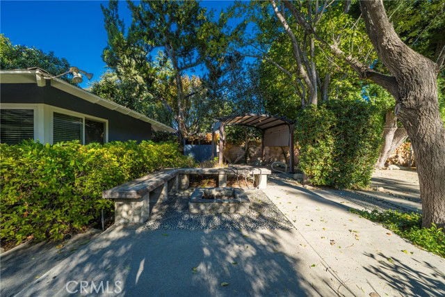 Photo - 9356 Beckford Ave