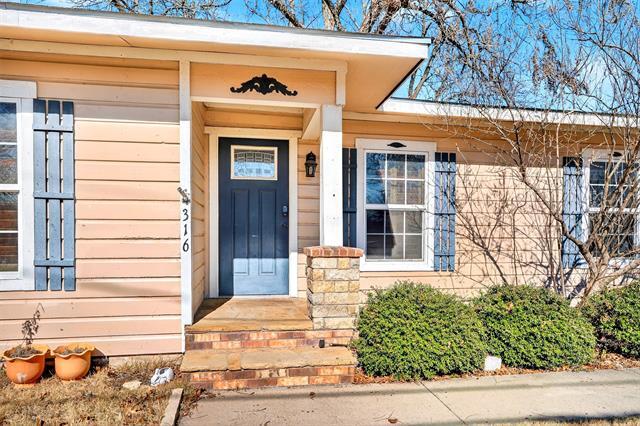 Photo - 316 W Rucker St