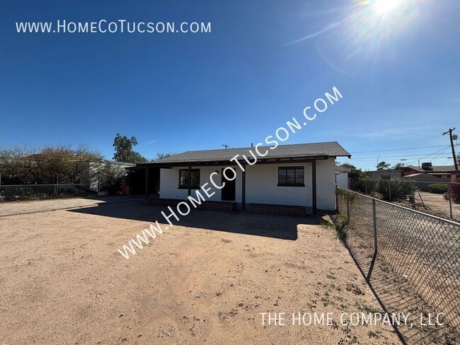 Photo - 833 W Jacinto St