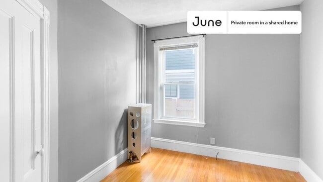 Photo - Room in Shared 5 bed/1 bath home Unidad D