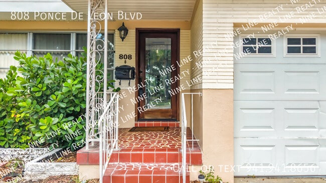 808 Ponce De Leon Blvd