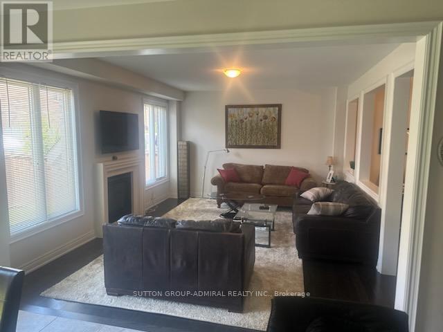 Photo - 124 Fingland Cres