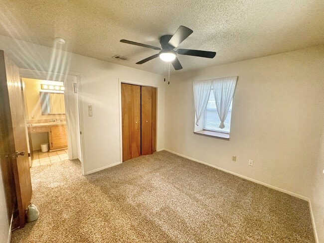 Photo - "Charming 2-Bedroom, 1-Bath in Horseshoe F...