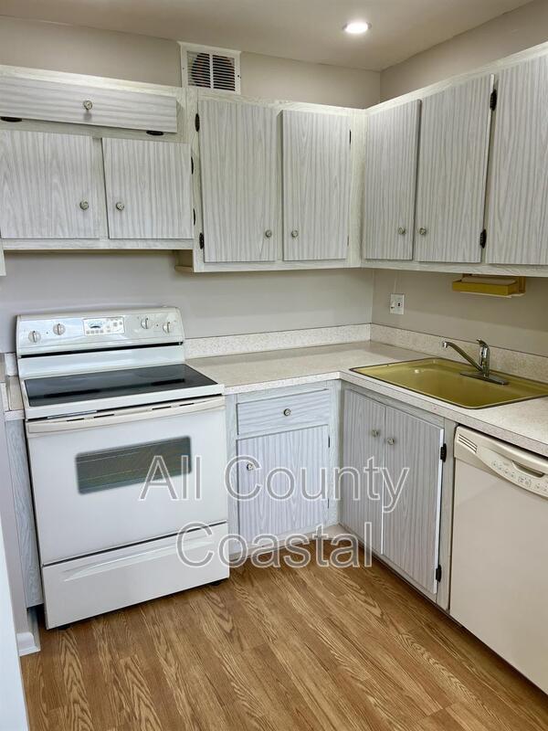 Photo - 23 Colonial Club Dr Unit 202