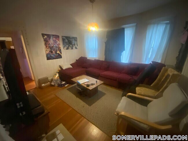 102 W Adams St Unit 1