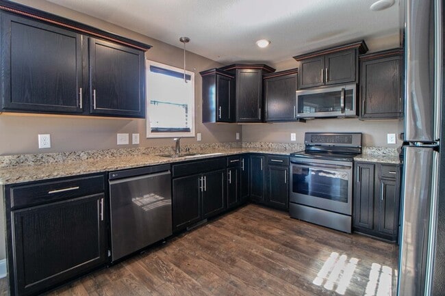 Photo - 144 Sycamore Hill Dr