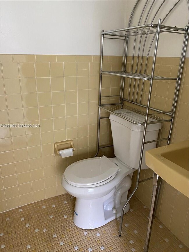 Photo - 6211 SW 37th St Unidad 203