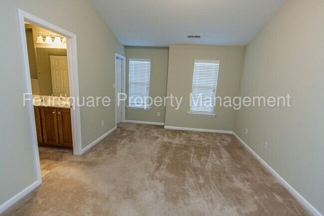 3222 Ivy Wood Ln Rental For Rent in Durham, NC