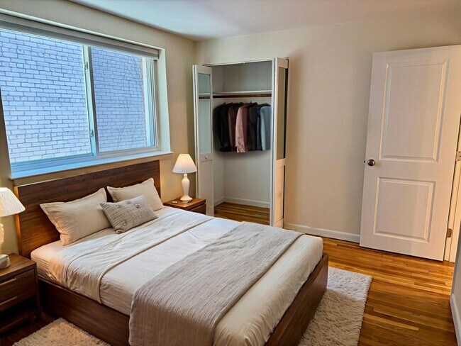39 Englewood Ave Unit 12