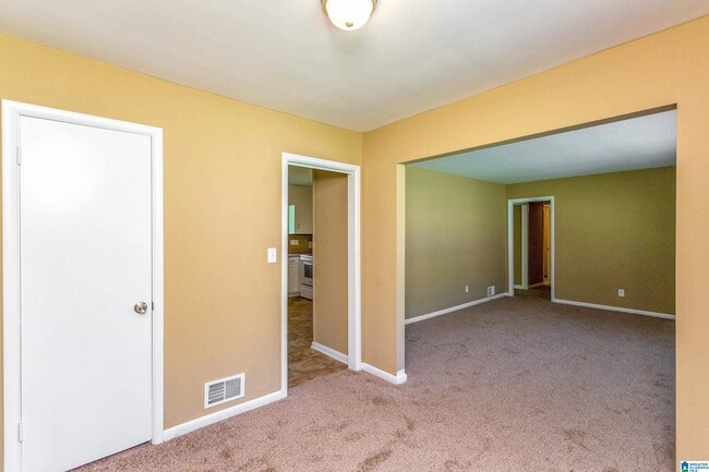 Photo - 1617 3rd Pl NW