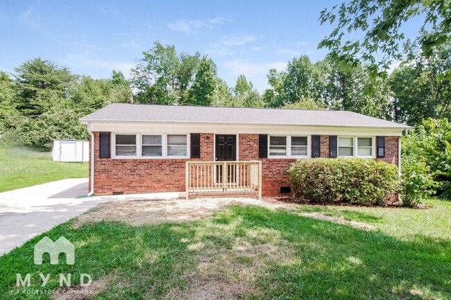 Building Photo - 3624 Somerset Dr Rental