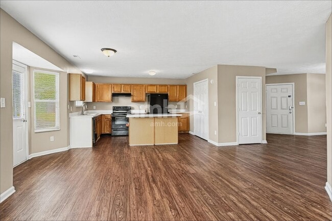 Photo - 10827 Tanbark Dr