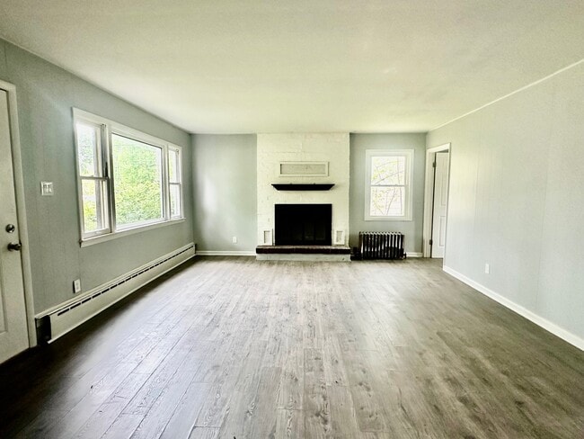 Photo - 644 Stamp Dr