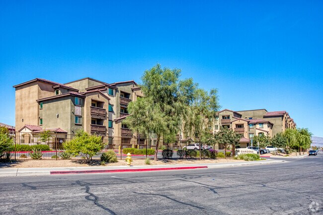 Photo - Rose Gardens