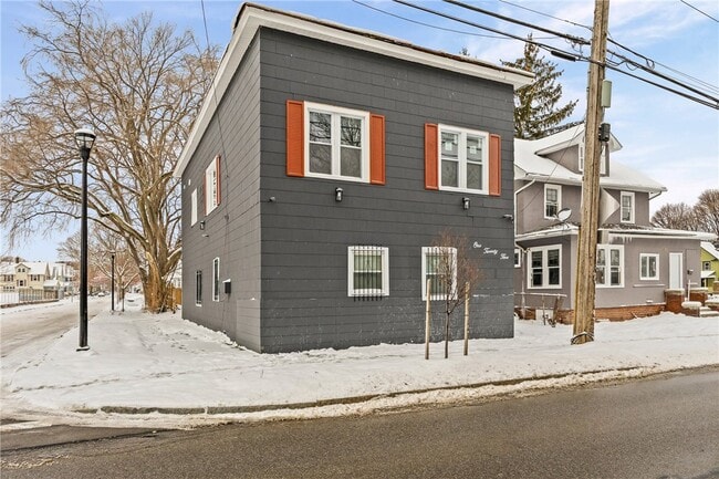 Photo - 127 Carter St