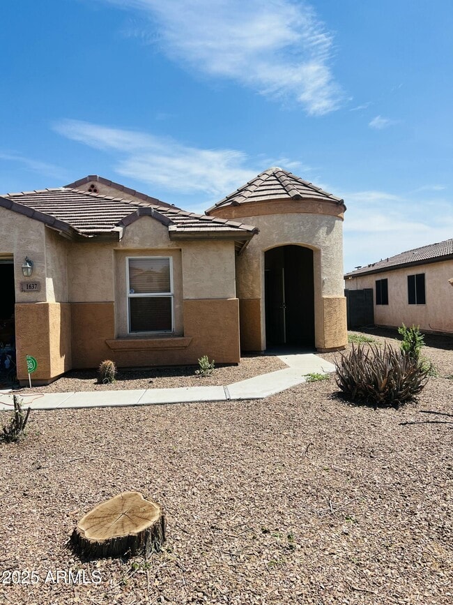 Photo - 1637 E Ash Ave House