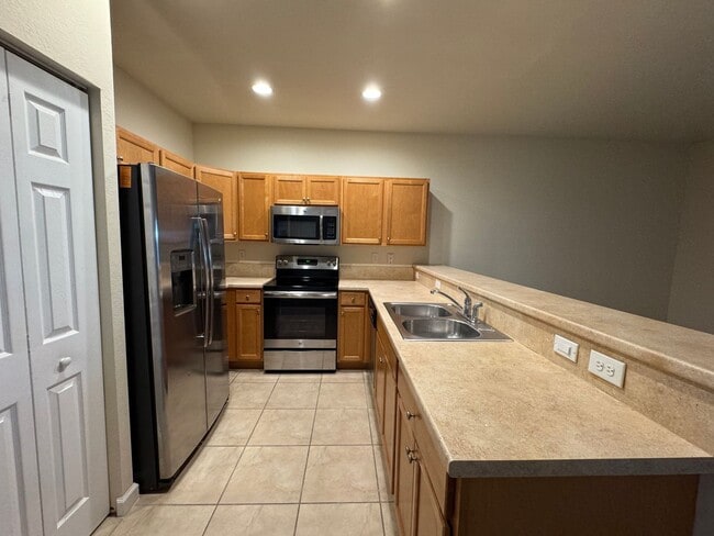 Photo - Townhouse for Rent