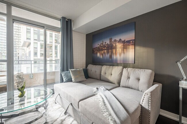 Photo - 145 Fort York Blvd Unit ID1345833P