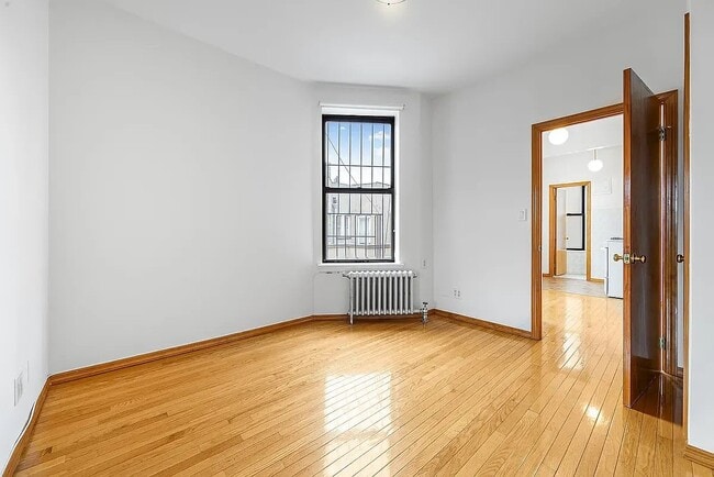 Photo - 63 E 7th St Unit 14
