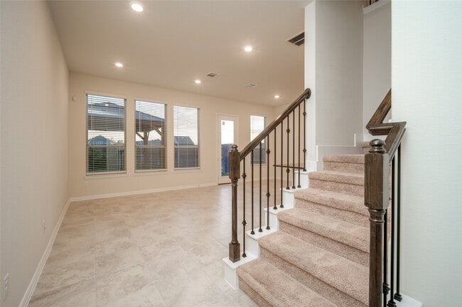 Photo - 1634 Ryon Falls Dr