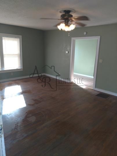 Photo - 904 S Locust St