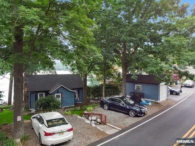 Photo - 137 Lakeview Ave