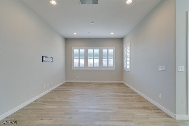 Building Photo - 9876 Outer Hebrides Ave Rental