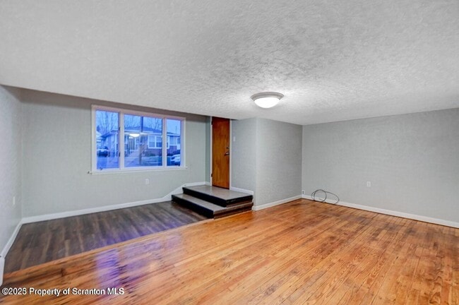 Photo - 1326 Winton St