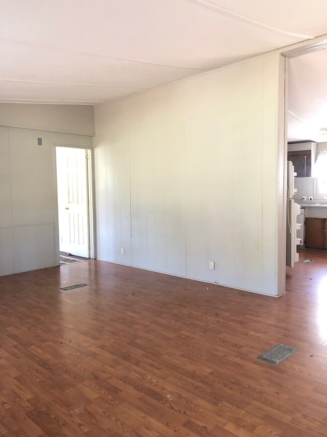 Photo - 4060 Spiker Ln