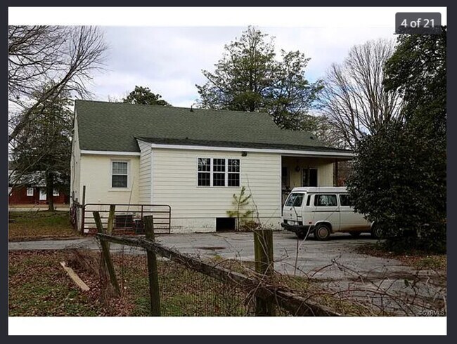 Photo - 2619 Hilliard Rd