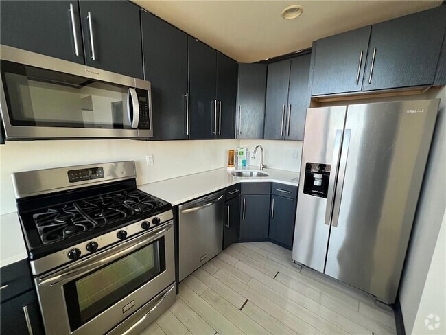 Building Photo - 26 North St Unit 5A Rental