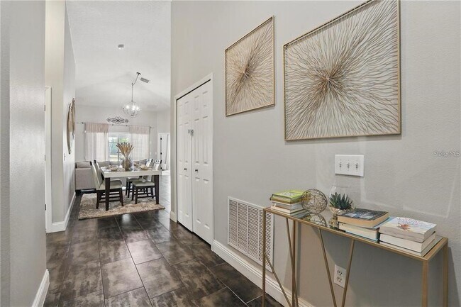 Photo - 634 Chadbury Way