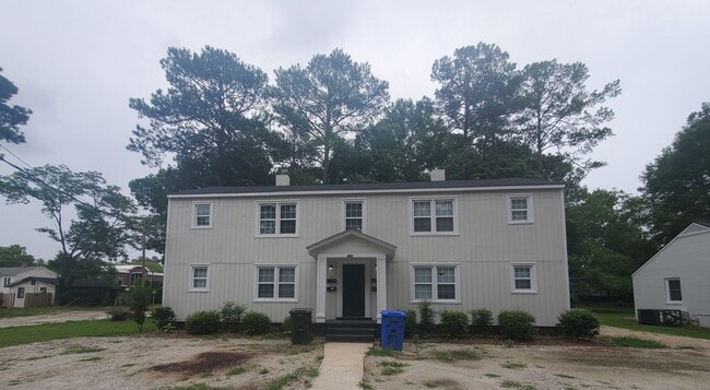 Building Photo - 222 Woodrow St
