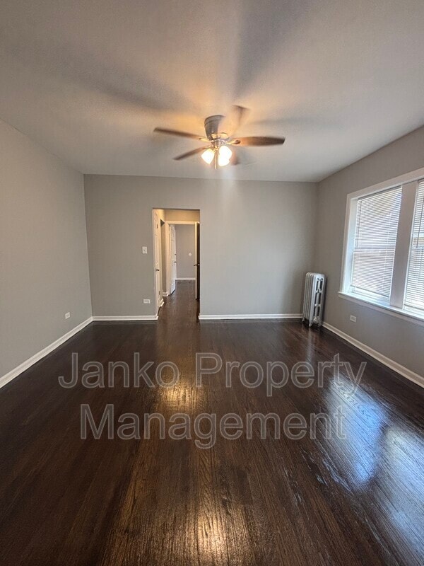 Building Photo - 2914 W 64th St Rental