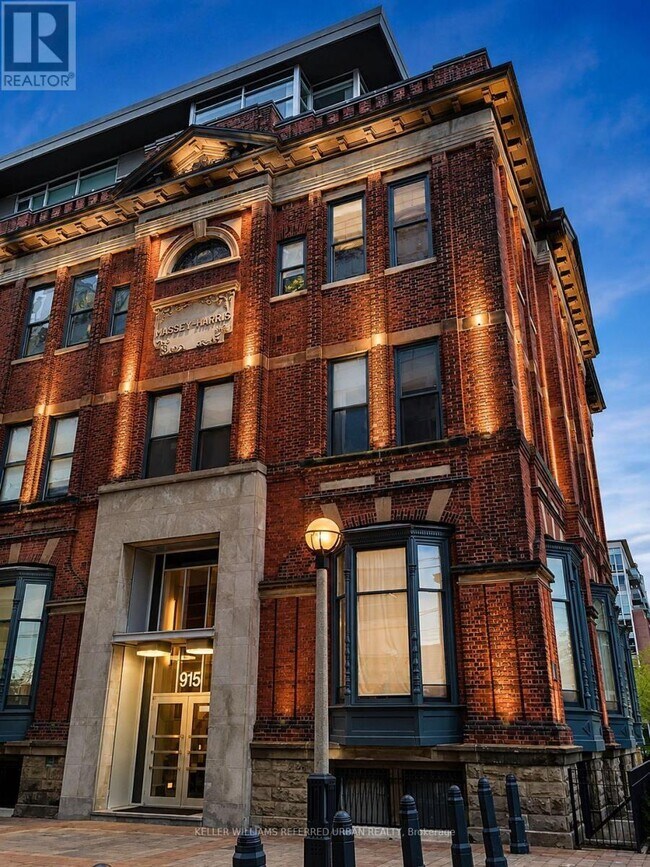 Photo - 915 King St W Unit 403