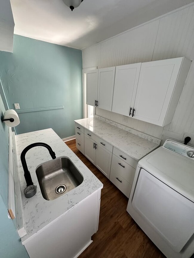 62 Lakewood St Unit 1