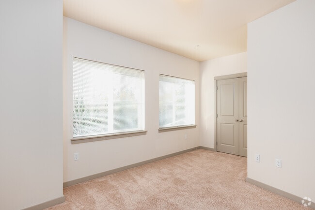 1BD, 1BA - 621-877SF