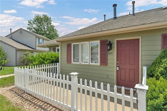 Photo - 3013 Havrone Way